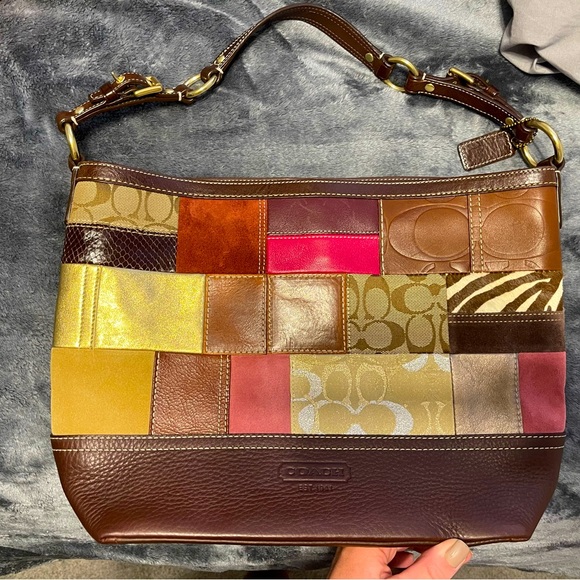 Coach Signature Patch Bag - Picture 4 of 4